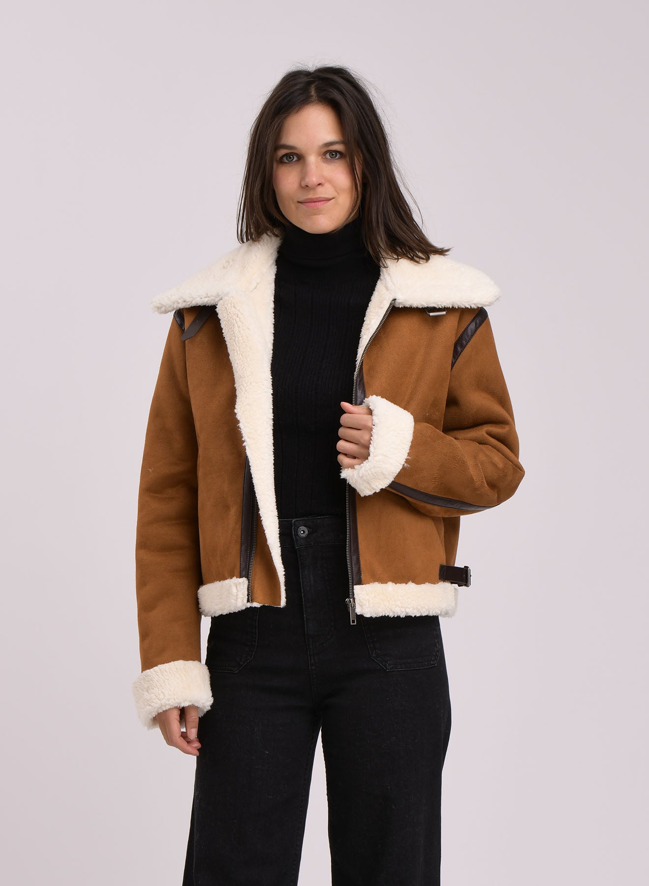 WomenÕs shearling-lined brown aviator jacket in camel with cream faux shearling collar and cuffs